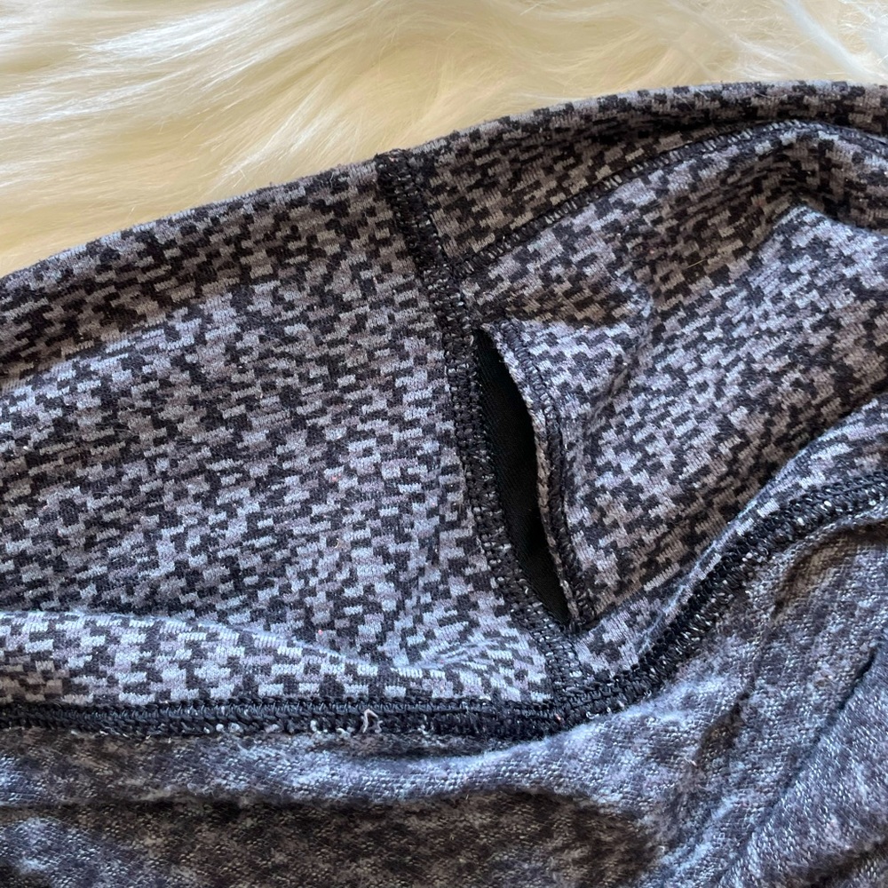 Lululemon - high waisted yoga leggings - blue, gray and black.  Size 8 - Picture 4 of 5